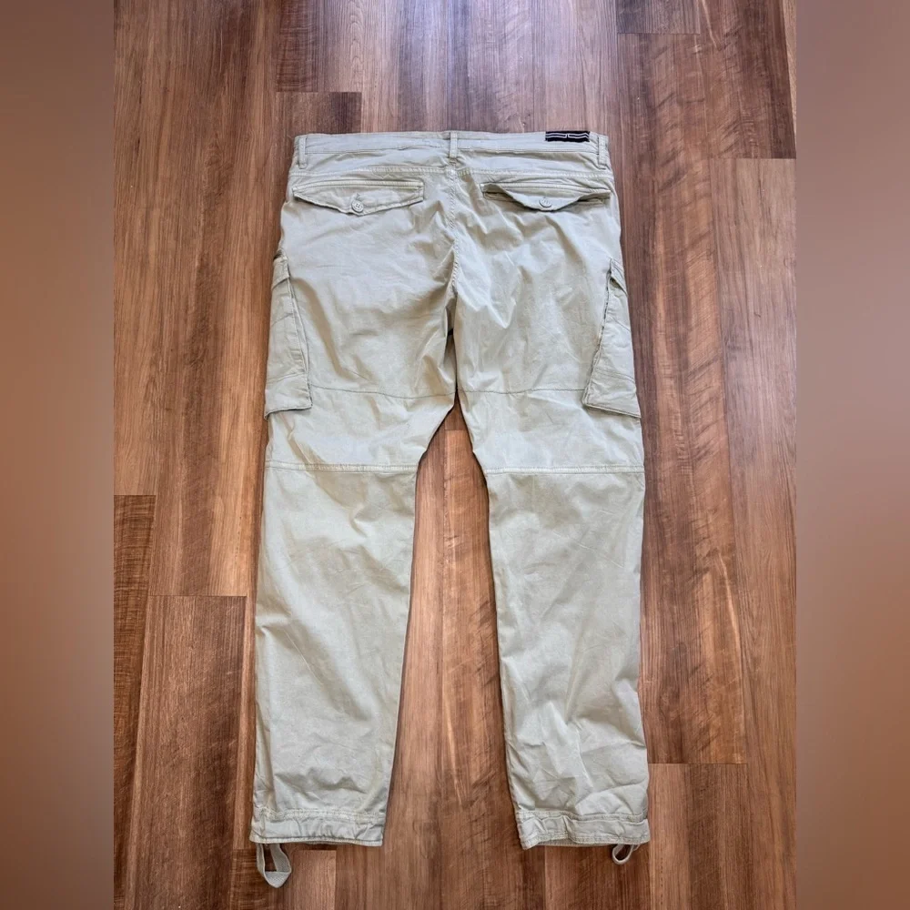 Jordan Craig Men’s Cargo Utility Jogger Pants in Army Green, size 42 Waist